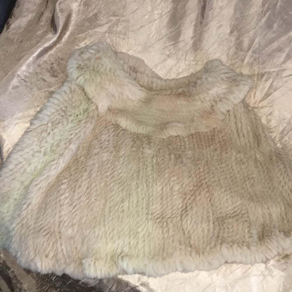 VALERIE STEVENS Rabbit Fur Shawl - Picture 2 of 6